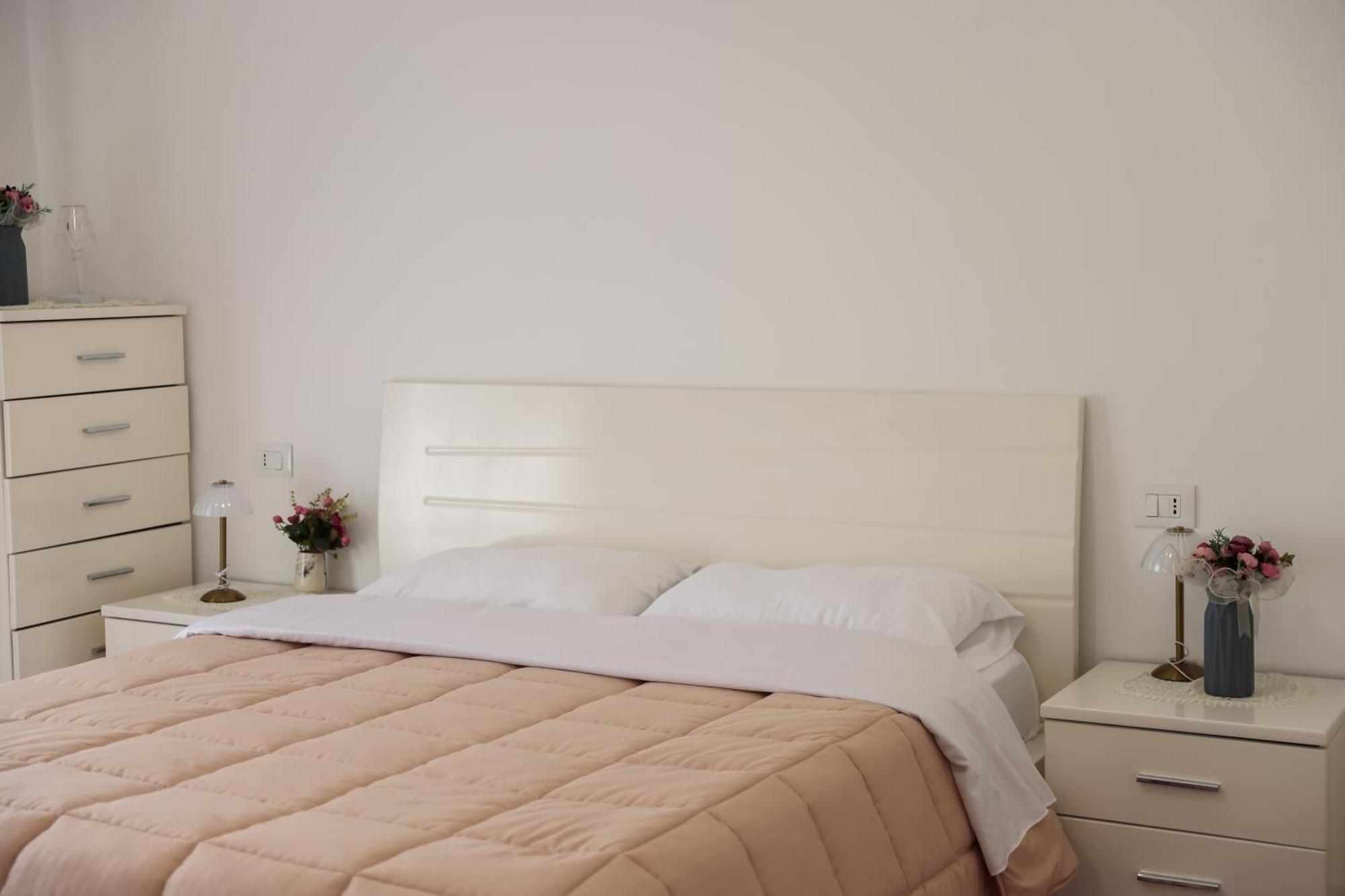 Family Apartment Тирана Экстерьер фото