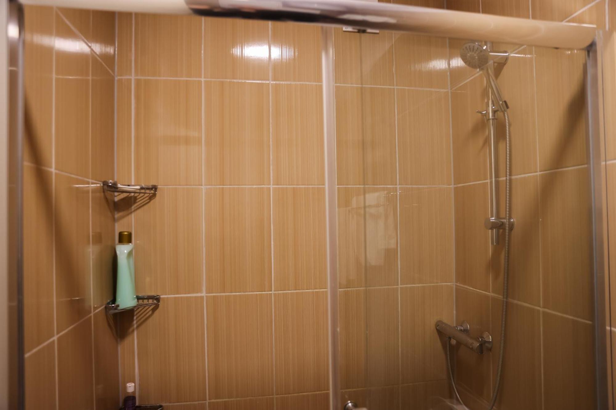 Family Apartment Тирана Экстерьер фото