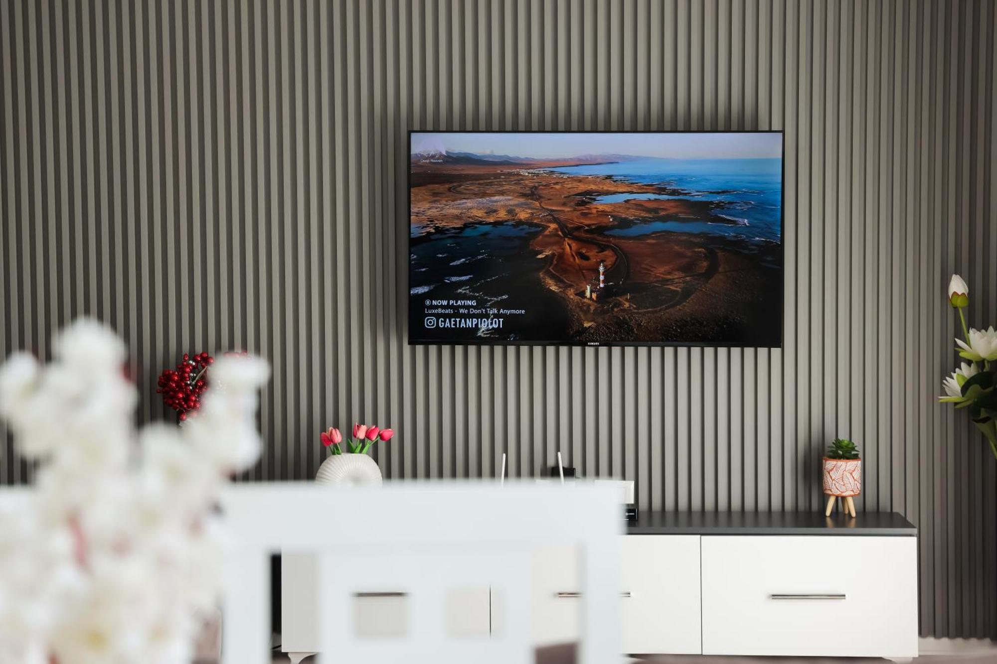Family Apartment Тирана Экстерьер фото